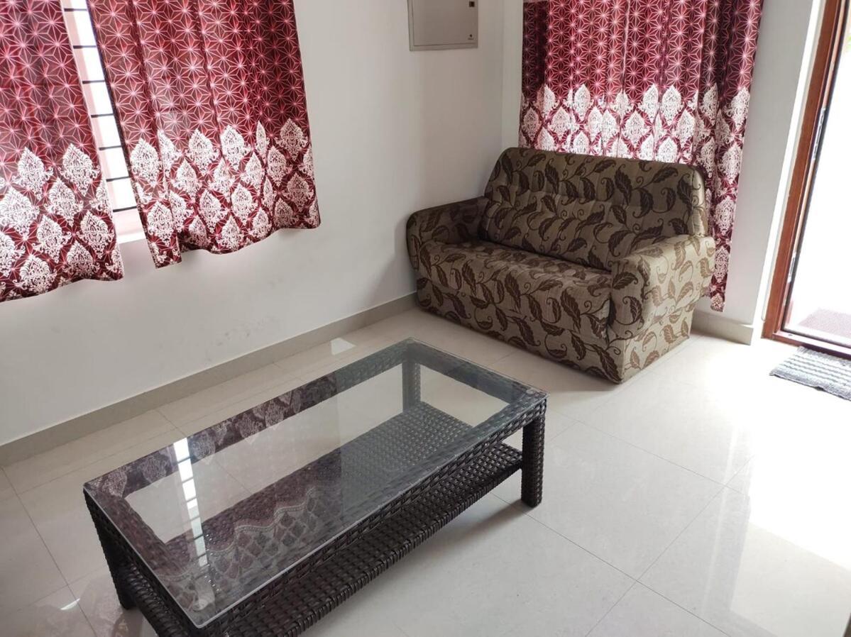 Fully Furnished 3Bhk 2 Floor Villa 앙가말리 외부 사진